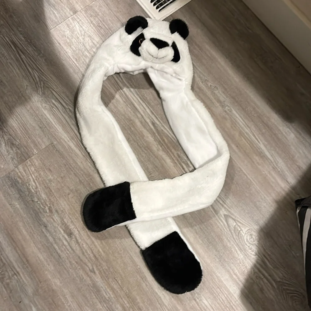 🌸Black and White Mittens with Cute Panda Design